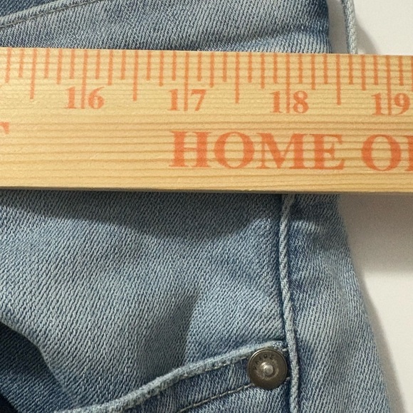 Men’s PAIGE Lennox Light Wash Denim Jeans Slim Leg, Minimal Distressing, Size 36 - Picture 13 of 16